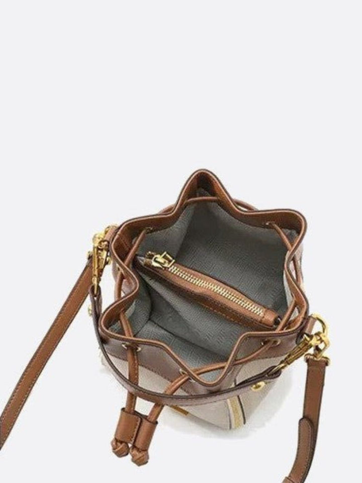 Leather bucket handbag