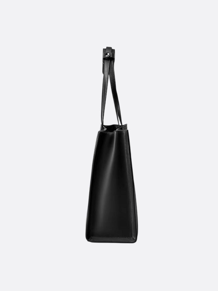 Leather shoulder bag