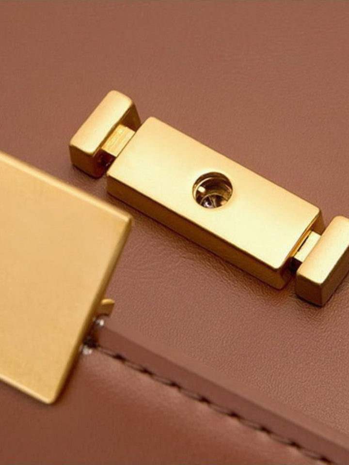Leather shoulder bag
