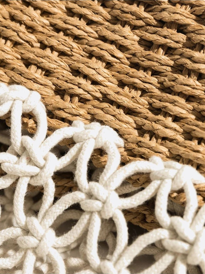Mesh and straw tote bag